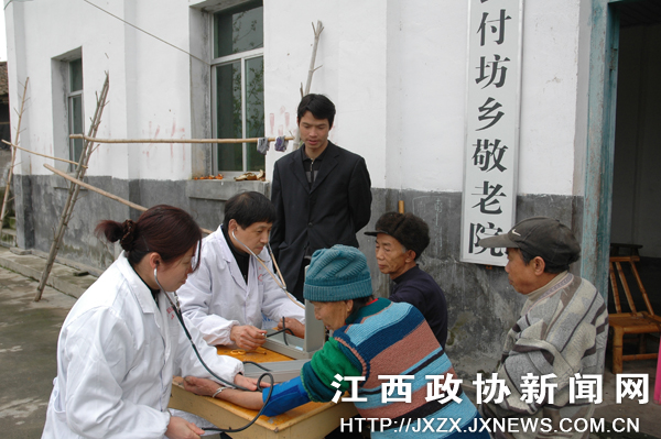 ҽ����Ա���������羴��ԺΪ���˽����������