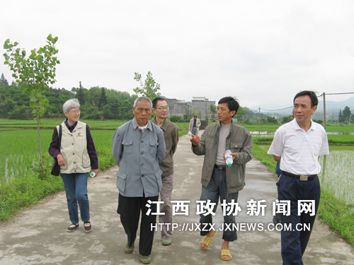 ��Э��ίԱ��������Ӳ���龰