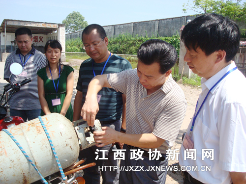 ���������ЭίԱ���˴�����ල�������¿�ȼ����˾����վ���а�ȫ��顣