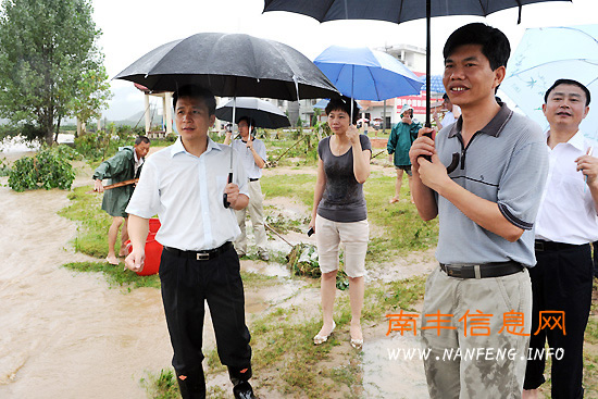 ��������������ָ����������