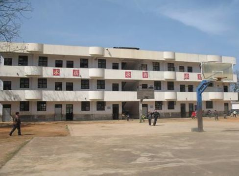 �Ϸᶫƺ����ѧУ