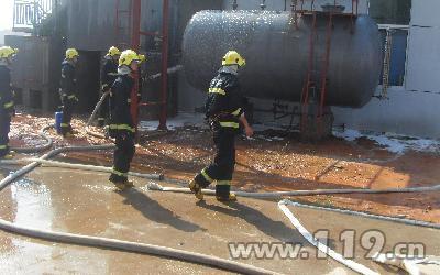 ����󣬹ٱ��Ǽ�����ˮ��ȴ�ֳ�