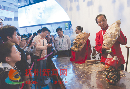 �Ϸ��صġ���乤�������ҡ��������ڻ�ֳ����ο�չʾ���̵������