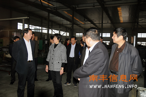 11��22�գ����쵼���㽭ʡ����������ҵ���졢�ݷõ��ؿ���