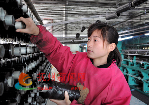 �Ϸ���־ʢ��������˾�������䣬�������ڼӽ�������