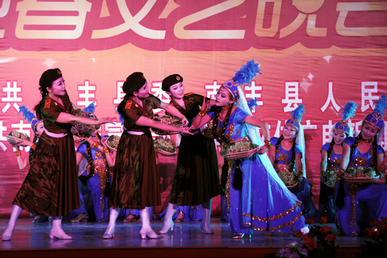 �Ϸ��ؾ��С�2011��ӭ���������ᡱ