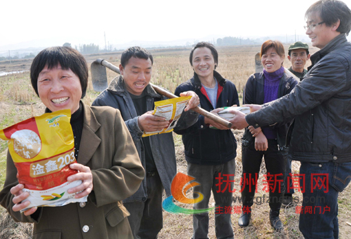 �Ϸ�Ƽ����굽��ͷ