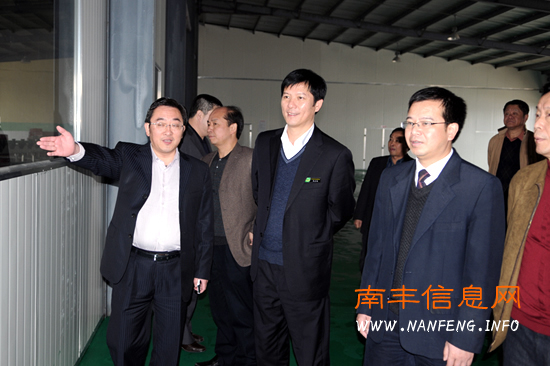 ��ί�������Ӳ��Ϸ��ء�����������