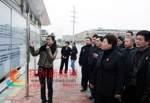 3��15���Ϸ��ط�Ժ�ɲ��ڹۿ�������һ���ġ�������