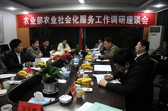农业部产业与政策法规司司长张红宇在南丰县调研