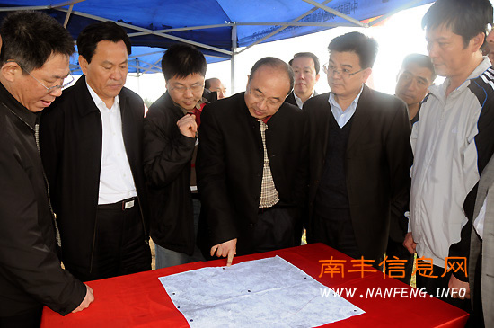 省发改委主任姚木根深入南丰县考察抚州机场选址