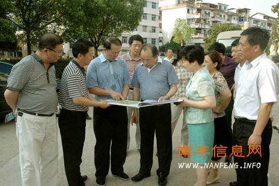 省教育厅副厅长程样国来南丰县调研基础教育现代化工作