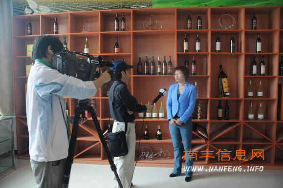 ���Ӽ����ڲɷ���ҵ����