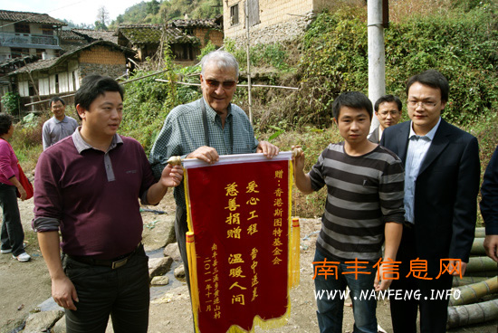 ��Ϫ���������˹ͼ�ػ����������ͽ����Ա���ֿл��