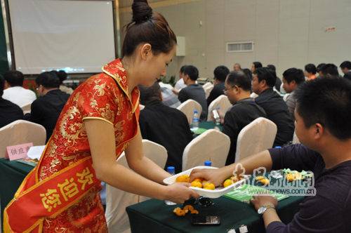 �۽�С���������Ʒ���Ϸ��۽�