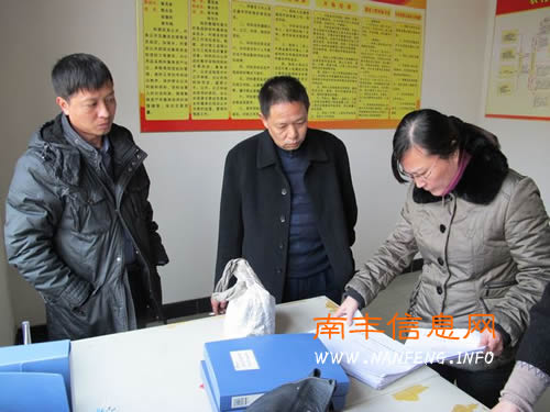 �����в����ֵ��Ϸ��ؼ��ָ������