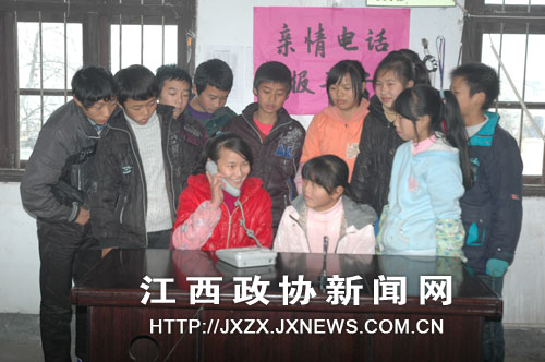 ��ƺ����ѧУ���꼶ѧ����С÷����ͨ�����㽭���ݴ򹤵ĸ��׵绰����ĸ��������������ʺ���ף����