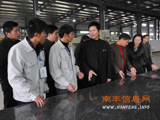 祝宏根调研调度重点工业项目建设