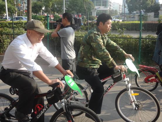 南丰县开展“绿色出行 健康你我”活动