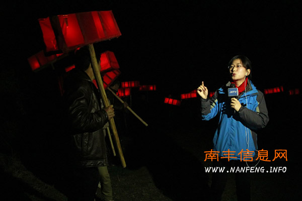 江西电视台都市频道走进南丰直播傩舞闹元宵