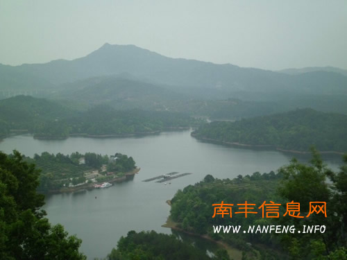 潭湖旅游风景区