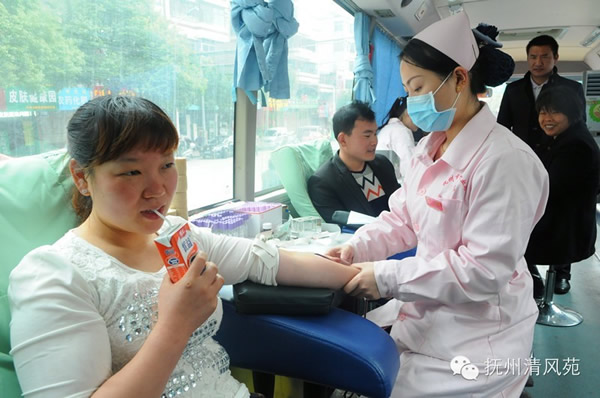 南丰：新春上班第一天 义务献血献爱心