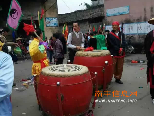 【南丰妆迎】第十二届江西南丰蜜桔文化旅游节民间艺术踩街