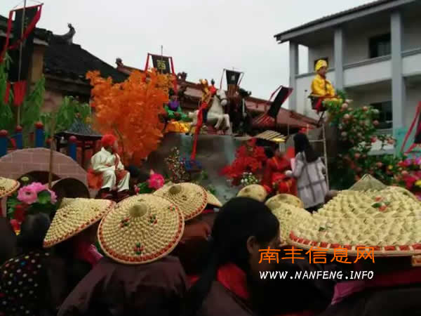 【南丰妆迎】第十二届江西南丰蜜桔文化旅游节民间艺术踩街