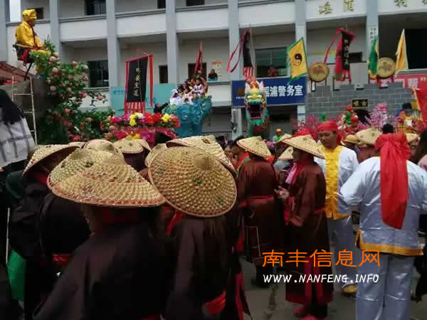 【南丰妆迎】第十二届江西南丰蜜桔文化旅游节民间艺术踩街