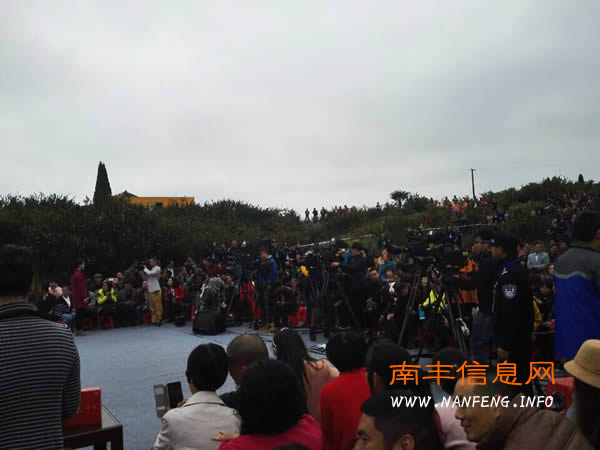 直击第十二届江西南丰蜜桔文化旅游节之CCTV7-乡村大世界走进南丰现场