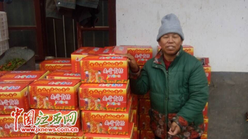 江西发布联合中国江西网蜜桔义卖活动反响热烈 果农纷纷求帮助