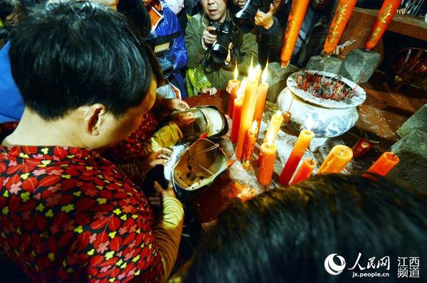 南丰千年古傩闹元宵